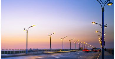 太阳能路灯与普通路灯相比强在哪里？